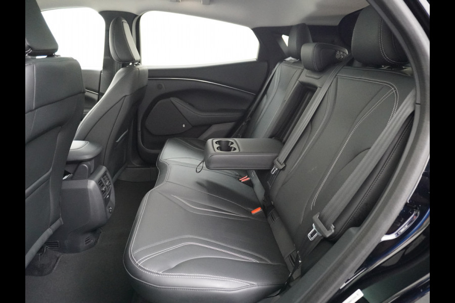 Ford Mustang Mach-E Extended RWD 98kWh Leer Pano-Dak Adaptive Cruise Lane Centring/change Assist Stop&Go Apple Carplay Android Auto 360°Camer Elektr.verst.Stoelen+geheugen+Verwarmd Dual-ECC Fully Active Park Assist Elektr.Achterklep BLISS Driver Alert Warning Keyless Batterijgarantie van maximaal 8 jaar of 160.000 Grootste-Accu en Bereik  €57.000 nieuw