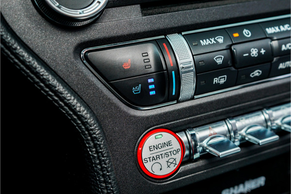 Ford Mustang Convertible 2.3 EcoBoost Leder Camera Sportuitlaat Keyless