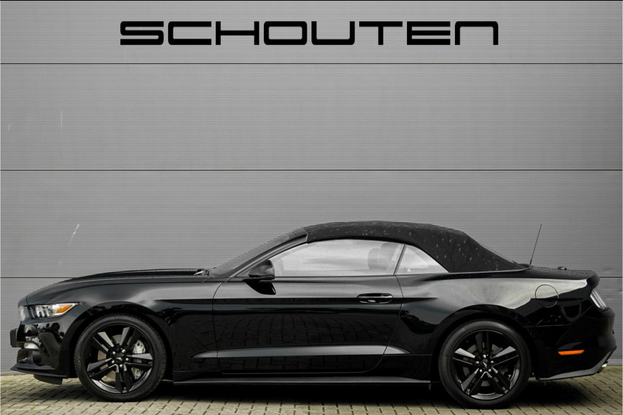 Ford Mustang Convertible 2.3 EcoBoost Leder Camera Sportuitlaat Keyless