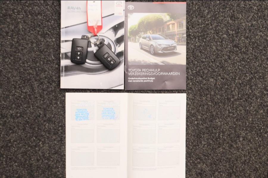 Toyota RAV4 2.5 Hybrid Dynamic Sport Trekhaak Camera Stoelverwarming