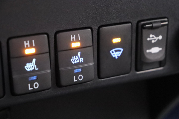 Toyota RAV4 2.5 Hybrid Dynamic Sport Trekhaak Camera Stoelverwarming