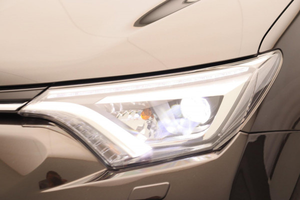 Toyota RAV4 2.5 Hybrid Dynamic Sport Trekhaak Camera Stoelverwarming