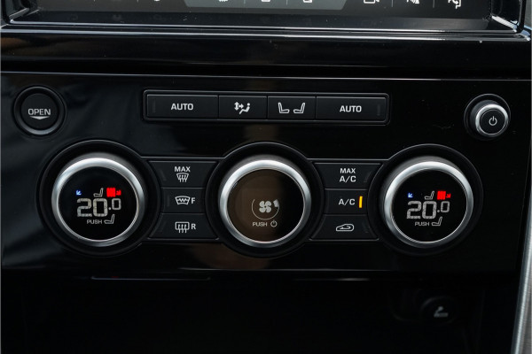 Land Rover Discovery 3.0 Td6 SE Commercial Pano Leder Trekhaak 22"