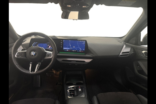 BMW 1-serie 120 | M-Sport Pro | Aero Pakket | Harman/Kardon | Hud| Carplay & Android Auto|Pano| Trekhaak | Shadow Line | Cruise|