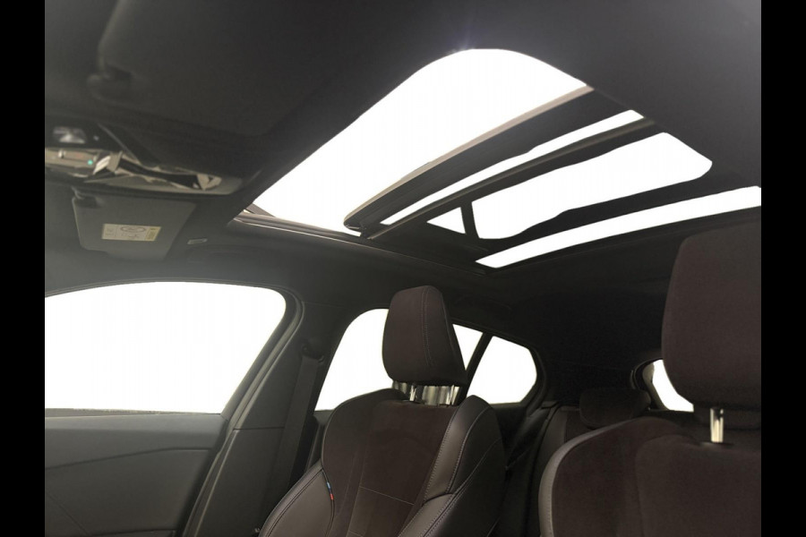 BMW 1-serie 120 | M-Sport Pro | Aero Pakket | Harman/Kardon | Hud| Carplay & Android Auto|Pano| Trekhaak | Shadow Line | Cruise|