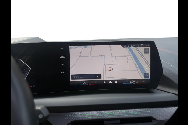 BMW 1-serie 120 | M-Sport Pro | Aero Pakket | Harman/Kardon | Hud| Carplay & Android Auto|Pano| Trekhaak | Shadow Line | Cruise|