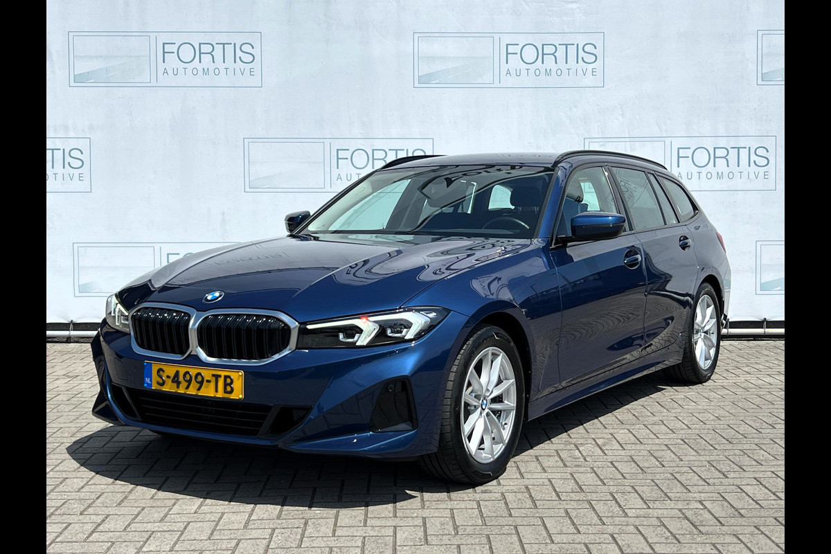 BMW 3 Serie Touring 318i NL AUTO | CARPLAY | ELEKTRISCHE KLEP | CRUISE | BMW 3 Serie Touring 318i NL AUTO | CARPLAY | ELEKTRISCHE KLEP | CRUISE |