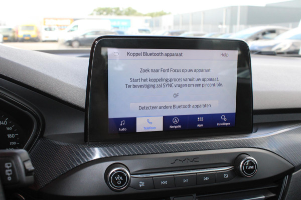 Ford FOCUS Wagon 1.5 EcoBoost 182 PK ST Line Business | LED | Winterpack | BLIS | Adaptieve Cruise Control | Camera | Electrische achterklep | Headup Display | DAB | Leder/Stof | 50DKM!