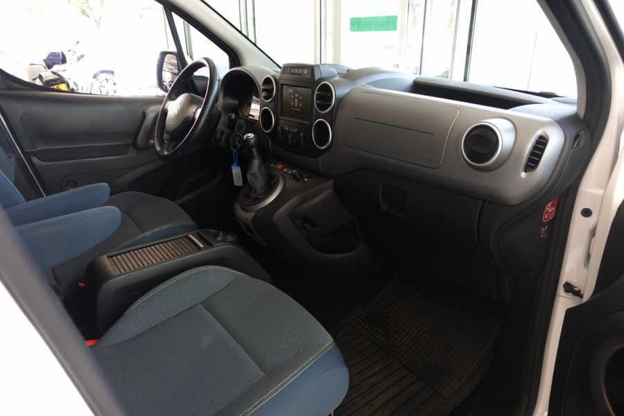 Citroën Berlingo 1.2 PureTech Feel | **MiniCamper** | Nav | A. camera | Airco | Trekhaak | Lage km