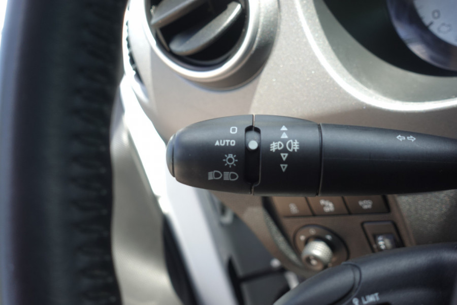Citroën Berlingo 1.2 PureTech Feel | **MiniCamper** | Nav | A. camera | Airco | Trekhaak | Lage km
