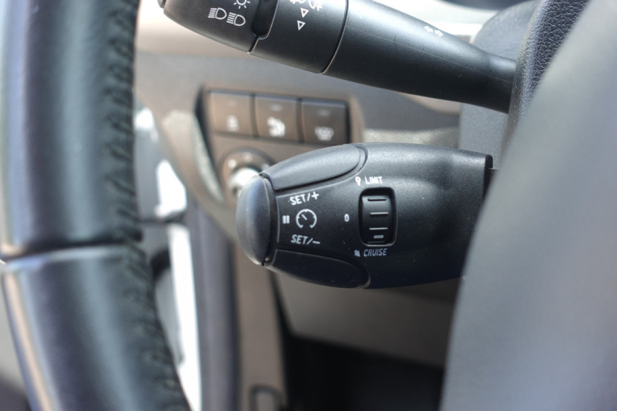 Citroën Berlingo 1.2 PureTech Feel | **MiniCamper** | Nav | A. camera | Airco | Trekhaak | Lage km