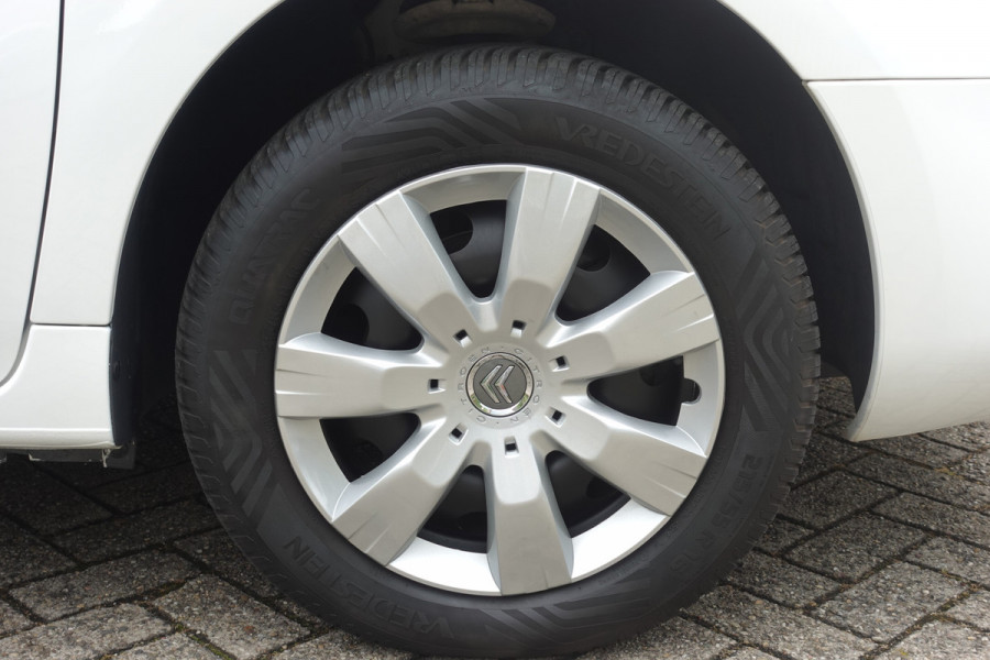 Citroën Berlingo 1.2 PureTech Feel | **MiniCamper** | Nav | A. camera | Airco | Trekhaak | Lage km