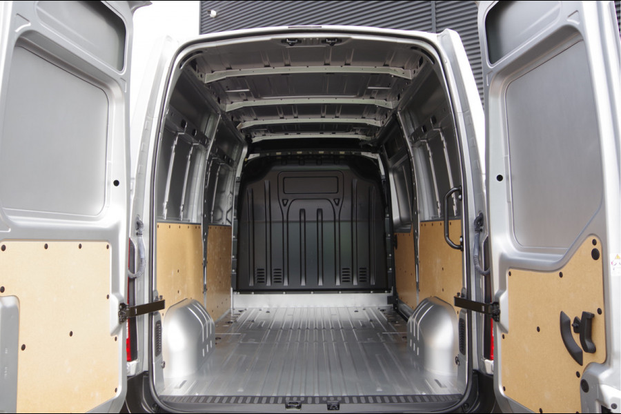 Renault Master T35 2.3 dCi 135PK L2H2 Work Edition CAMERA, NAVI, CRUISE, AIRCO, APPLE CARPLAY/ANDROID, PDC DUBBELE CABINE LEVERB.