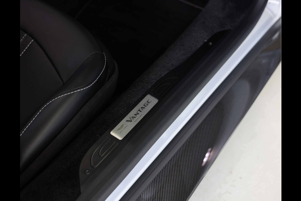 Aston Martin Vantage 4.0 V8 | Handbak - Carbon - Full option