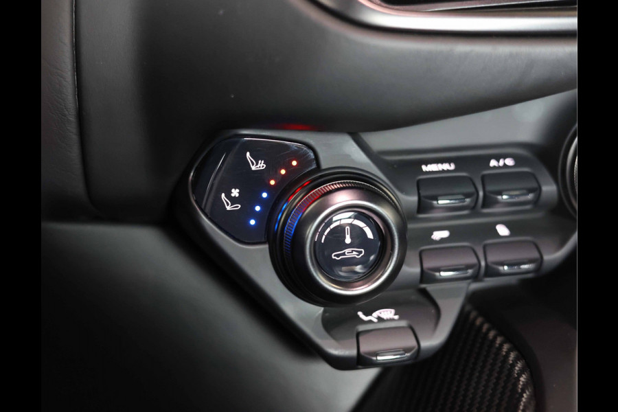 Aston Martin Vantage 4.0 V8 | Handbak - Carbon - Full option
