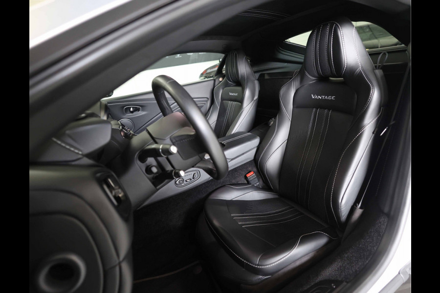 Aston Martin Vantage 4.0 V8 | Handbak - Carbon - Full option