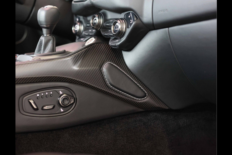 Aston Martin Vantage 4.0 V8 | Handbak - Carbon - Full option