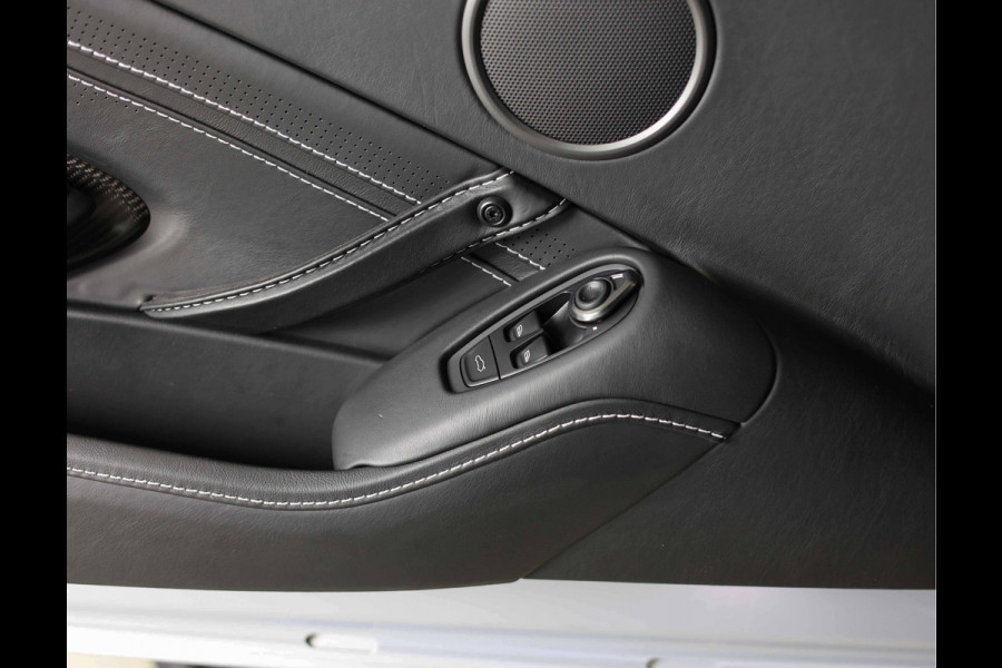 Aston Martin Vantage 4.0 V8 | Handbak - Carbon - Full option