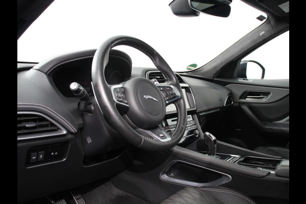 Jaguar F-Pace 5.0 V8 AWD SVR 551 pk Panorama dak | Meridian sound | Premium Pack | Light Pack | ACC | Leder | ADS |360 Camera