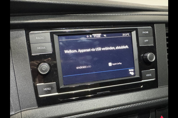 Volkswagen Transporter 150pk Automaat L2H1 28 Highline Navigatie Apple Carplay Cruise control Airco 3-Zits Euro6