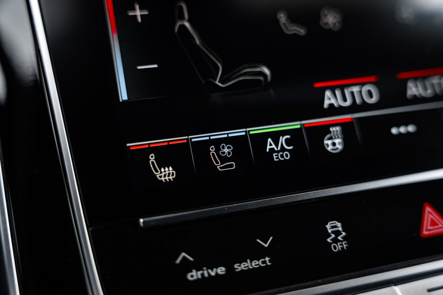 Audi Q8 60 TFSI e quattro Pro Line S Competition - Panorama | B&O | RS Seats | Luchtvering | Elek. Trekhaak | 360 Camera