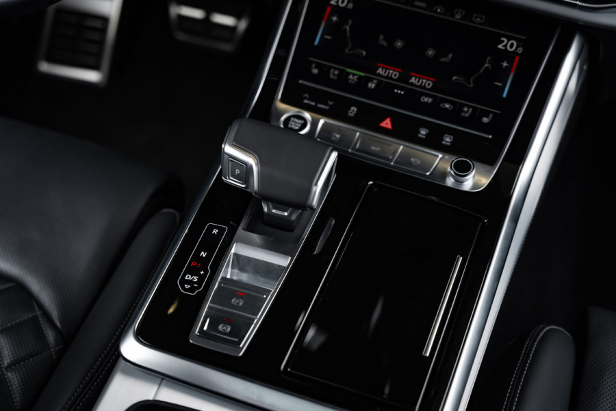 Audi Q8 60 TFSI e quattro Pro Line S Competition - Panorama | B&O | RS Seats | Luchtvering | Elek. Trekhaak | 360 Camera