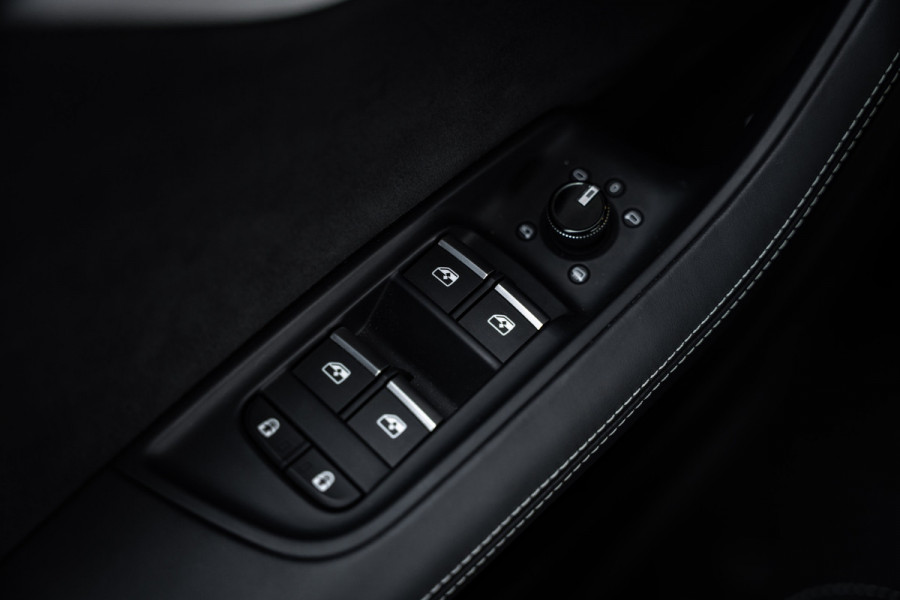 Audi Q8 60 TFSI e quattro Pro Line S Competition - Panorama | B&O | RS Seats | Luchtvering | Elek. Trekhaak | 360 Camera