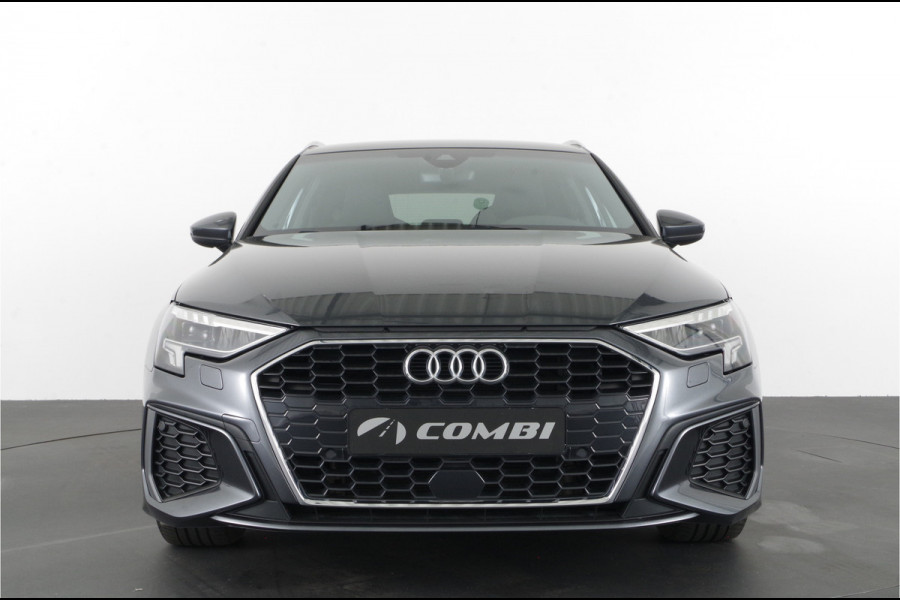 Audi A3 Sportback 40 TFSI e S line > 204pk/Daytona grijs/Adaptive cruise control/Stoelverwarming...