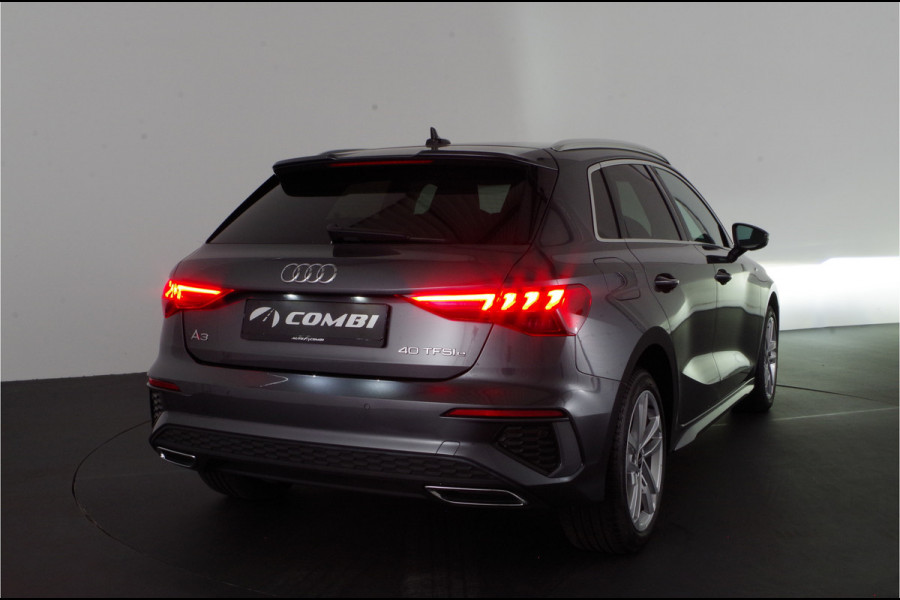 Audi A3 Sportback 40 TFSI e S line > 204pk/Daytona grijs/Adaptive cruise control/Stoelverwarming...