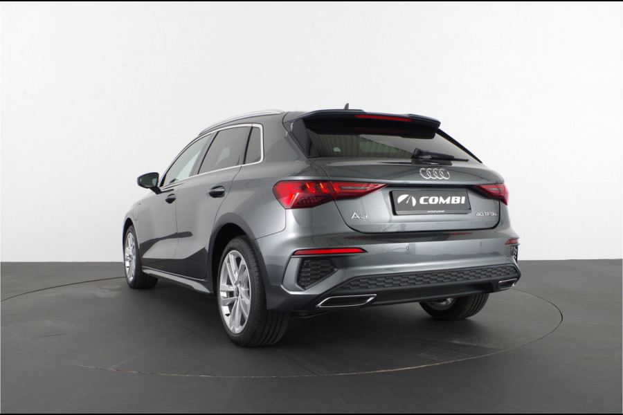 Audi A3 Sportback 40 TFSI e S line > 204pk/Daytona grijs/Adaptive cruise control/Stoelverwarming...