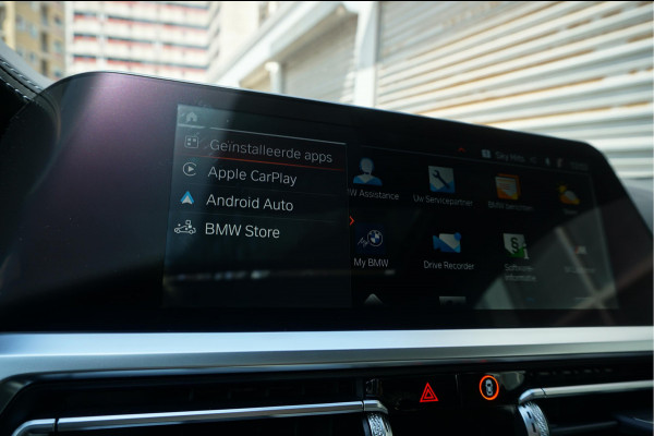BMW 4 Serie Coupé 440i xDrive High Executive | M-SPORT | SAN REMO GRUN | Panoramadak | Harman Kardon | Head Up Display | Adaptieve demping | APPLE CarPlay | 360 graden Camera