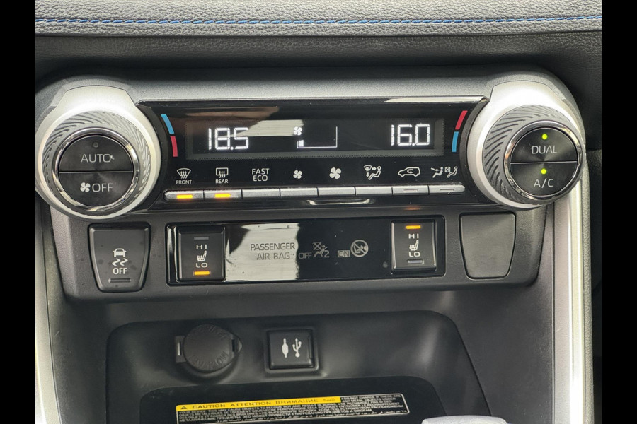 Toyota RAV4 2.5 Hybrid AWD Dynamic Adaptieve cruise control Climate control Stoelverwarming Dodehoekdetectie Keyless Full LED