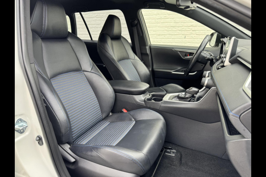 Toyota RAV4 2.5 Hybrid AWD Dynamic Adaptieve cruise control Climate control Stoelverwarming Dodehoekdetectie Keyless Full LED
