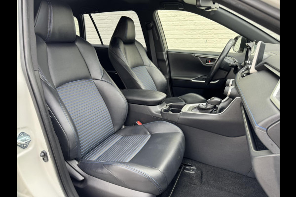 Toyota RAV4 2.5 Hybrid AWD Dynamic Adaptieve cruise control Climate control Stoelverwarming Dodehoekdetectie Keyless Full LED