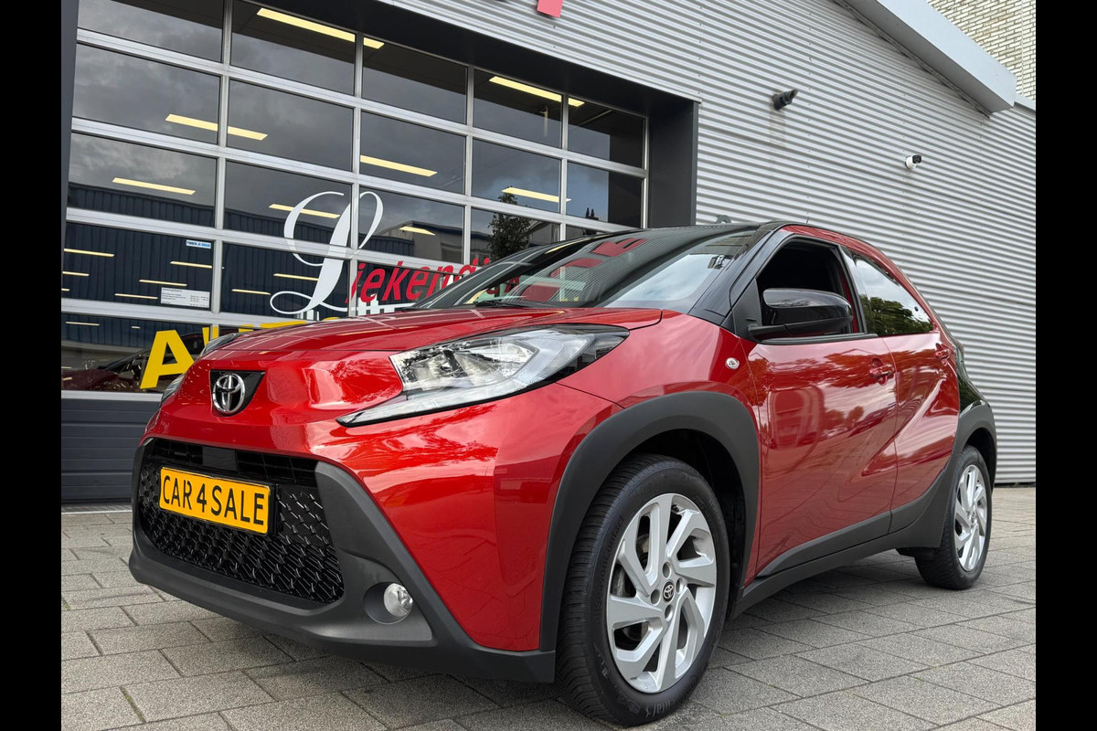 Toyota Aygo X 1.0 VVT-i MT Pulse - Airco I Sport velgen I Comfort pakket I Achteruitrij camera I 46.000 KM Dealer onderhouden Toyota Aygo X 1.0 VVT-i MT Pulse - Airco I Sport velgen I Comfort pakket I Achteruitrij camera I 46.000 KM Dealer onderhouden