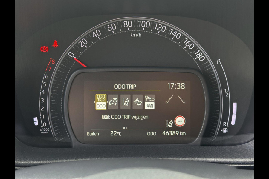 Toyota Aygo X 1.0 VVT-i MT Pulse - Airco I Sport velgen I Comfort pakket I Achteruitrij camera I 46.000 KM Dealer onderhouden