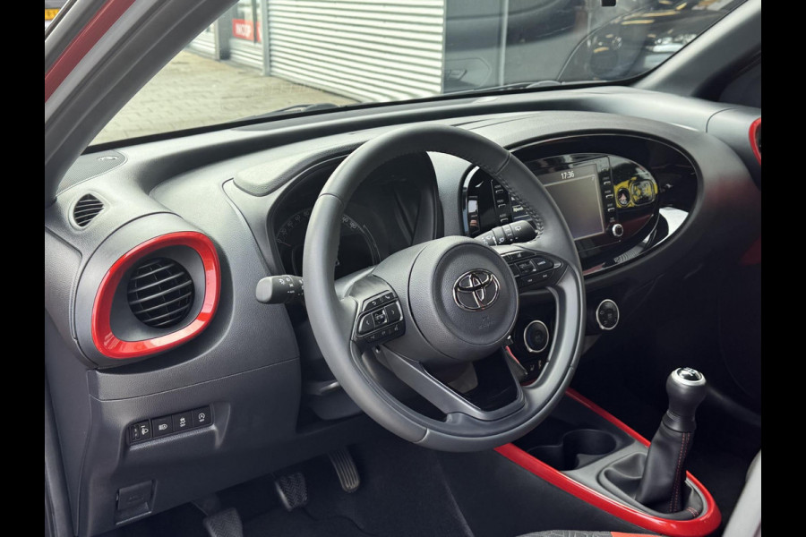 Toyota Aygo X 1.0 VVT-i MT Pulse - Airco I Sport velgen I Comfort pakket I Achteruitrij camera I 46.000 KM Dealer onderhouden