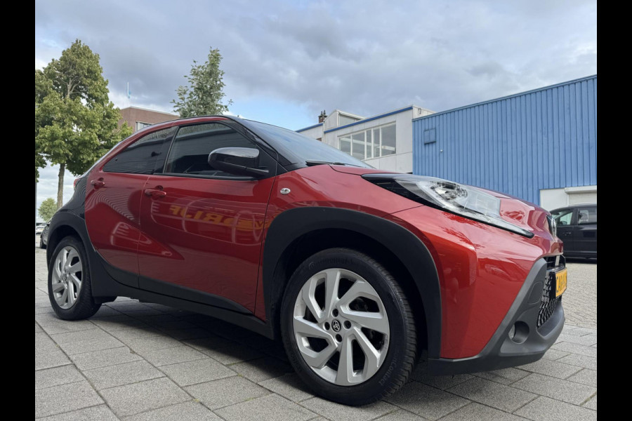 Toyota Aygo X 1.0 VVT-i MT Pulse - Airco I Sport velgen I Comfort pakket I Achteruitrij camera I 46.000 KM Dealer onderhouden