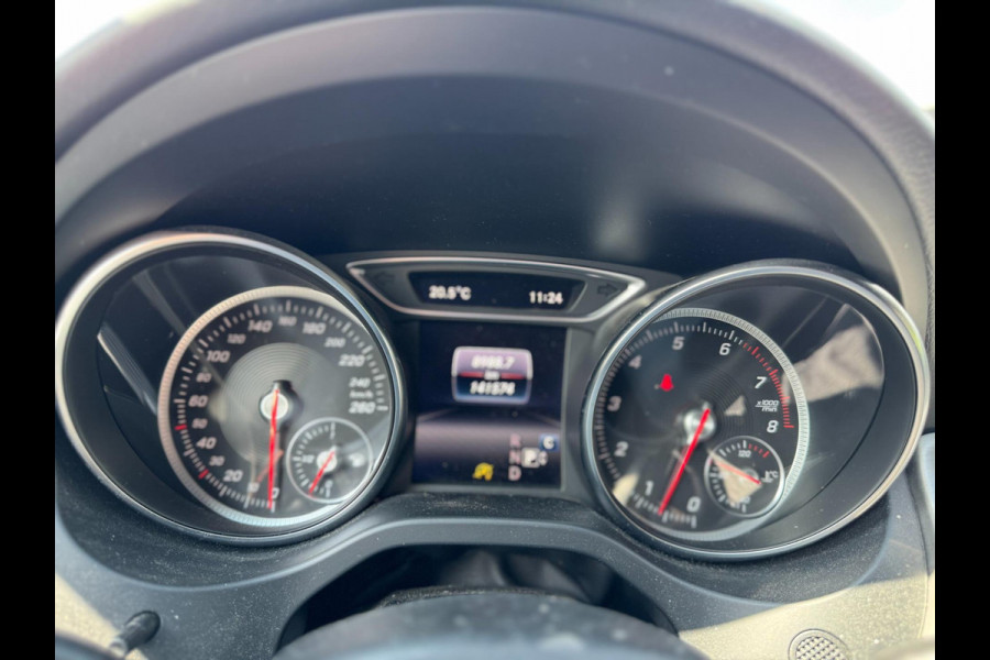 Mercedes-Benz CLA-Klasse Shooting Brake 180 Business Solution AMG Camera Stoelv.
