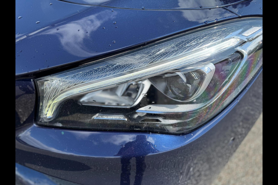 Mercedes-Benz CLA-Klasse Shooting Brake 180 Business Solution AMG Camera Stoelv.