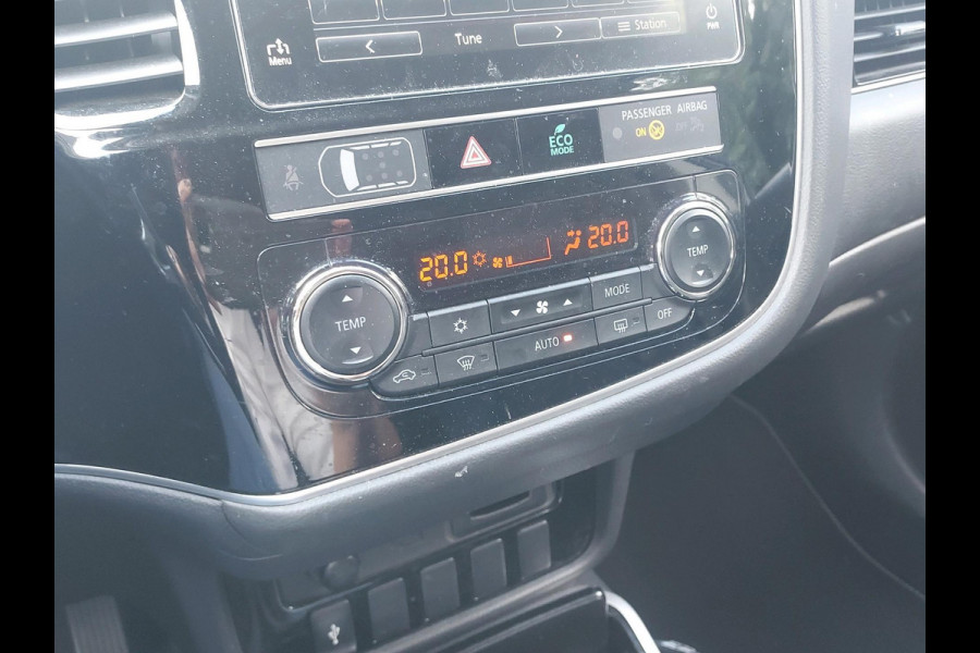 Mitsubishi Outlander 2.4 PHEV Intense S Met de S van sportiviteit , zie omschrijving met sportieve opties