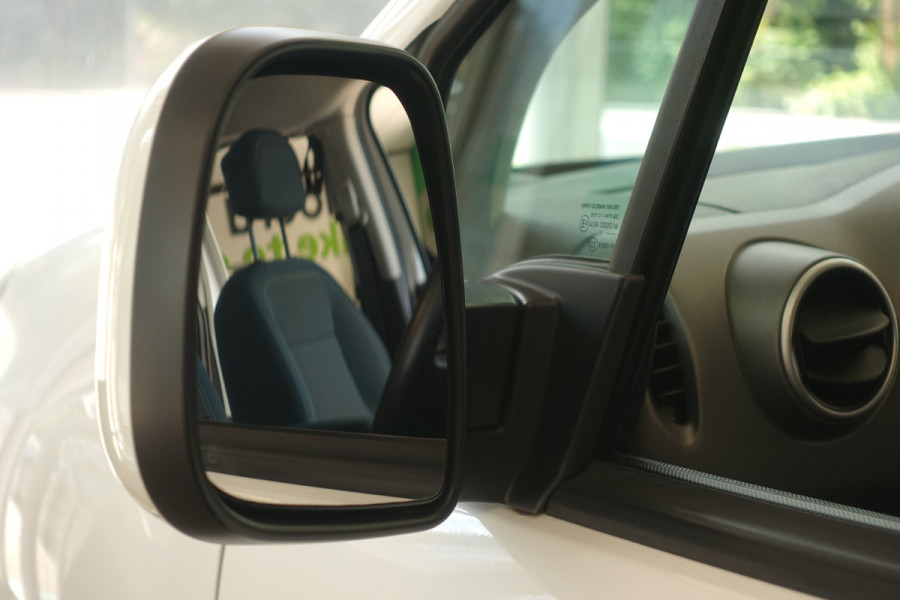 Citroën Berlingo 1.2 PureTech Feel | **MiniCamper** | Nav | A. camera | Airco | Trekhaak | Lage km
