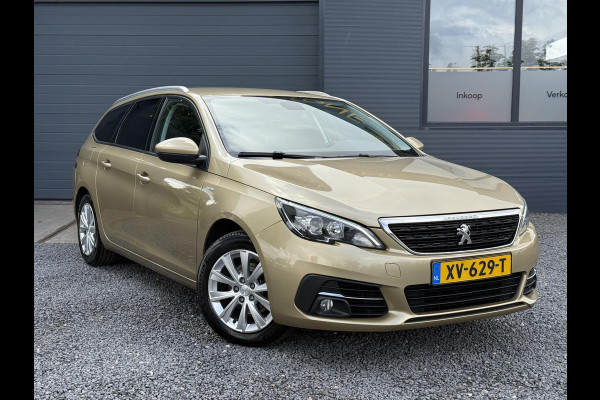 Peugeot 308 SW 1.2 PureTech Allure 1e Eigenaar,131pk,Navi,Clima,6 Bak,Cruise,PDC,Trekhaak,Apple Carplay,Dealer Onderhouden,APK tot 05-2026