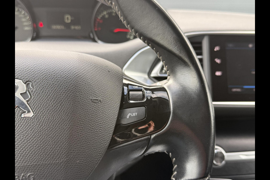 Peugeot 308 SW 1.2 PureTech Allure 1e Eigenaar,131pk,Navi,Clima,6 Bak,Cruise,PDC,Trekhaak,Apple Carplay,Dealer Onderhouden,APK tot 05-2026
