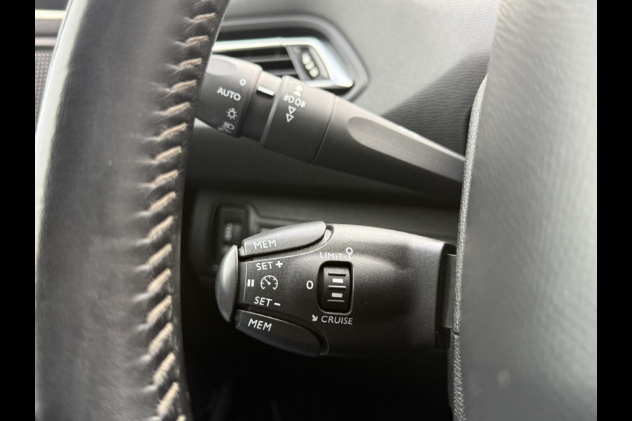Peugeot 308 SW 1.2 PureTech Allure 1e Eigenaar,131pk,Navi,Clima,6 Bak,Cruise,PDC,Trekhaak,Apple Carplay,Dealer Onderhouden,APK tot 05-2026