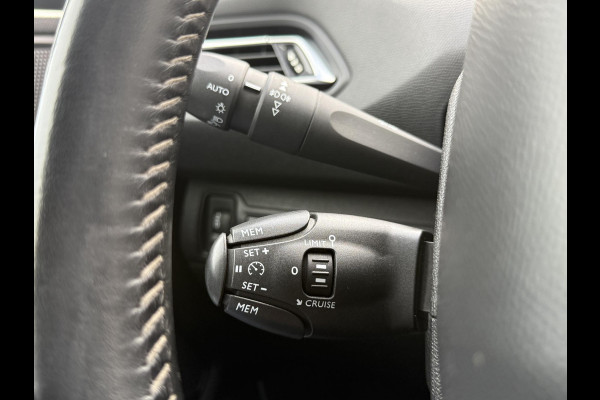 Peugeot 308 SW 1.2 PureTech Allure 1e Eigenaar,131pk,Navi,Clima,6 Bak,Cruise,PDC,Trekhaak,Apple Carplay,Dealer Onderhouden,APK tot 05-2026