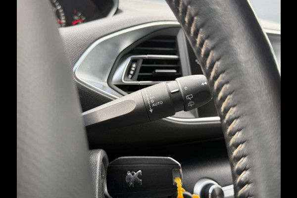 Peugeot 308 SW 1.2 PureTech Allure 1e Eigenaar,131pk,Navi,Clima,6 Bak,Cruise,PDC,Trekhaak,Apple Carplay,Dealer Onderhouden,APK tot 05-2026