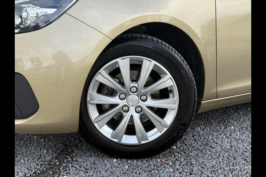 Peugeot 308 SW 1.2 PureTech Allure 1e Eigenaar,131pk,Navi,Clima,6 Bak,Cruise,PDC,Trekhaak,Apple Carplay,Dealer Onderhouden,APK tot 05-2026