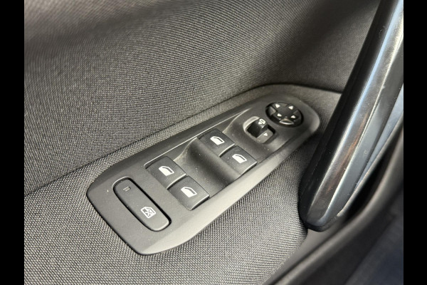 Peugeot 308 SW 1.2 PureTech Allure 1e Eigenaar,131pk,Navi,Clima,6 Bak,Cruise,PDC,Trekhaak,Apple Carplay,Dealer Onderhouden,APK tot 05-2026