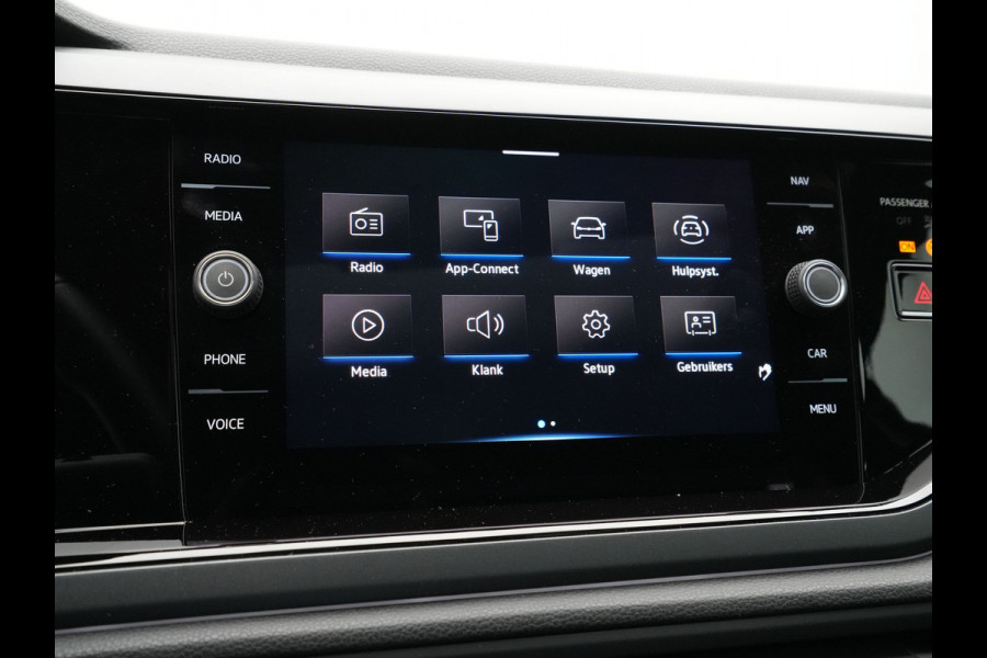 Volkswagen Taigo 1.0 TSI 110pk R-Line Panoramadak Navigatie via App Clima Pdc Lm Velgen 250